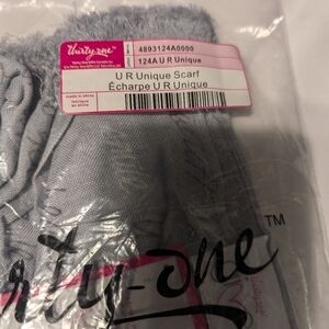 Thirty One Grey Unique Scarf